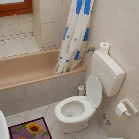לינה וארוחת בוקר Residenza Cristina *